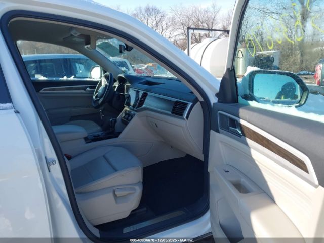 2022 VOLKSWAGEN ATLAS 1V2HR2CAXNC511468 Photo 4