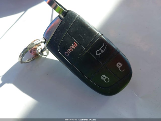 Aukcja sprzedaży 2015 Chrysler 200 Limited, vin: 1C3CCCAB3FN666906, numer aukcji: 43836731