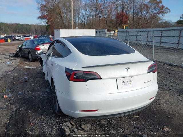 2023 TESLA MODEL 3 5YJ3E1EC0PF492452 Photo 2