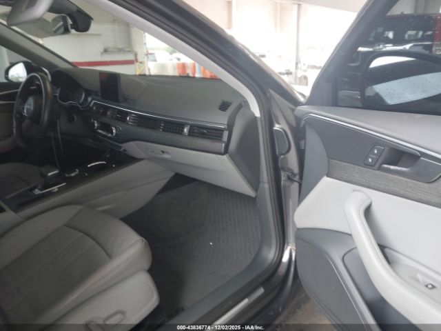 2019 AUDI A4 WAUGMAF4XKA112558 Photo 4