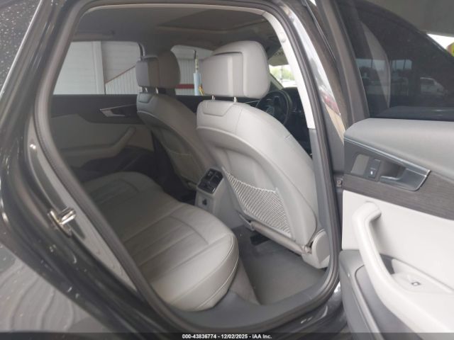 2019 AUDI A4 WAUGMAF4XKA112558 Photo 7