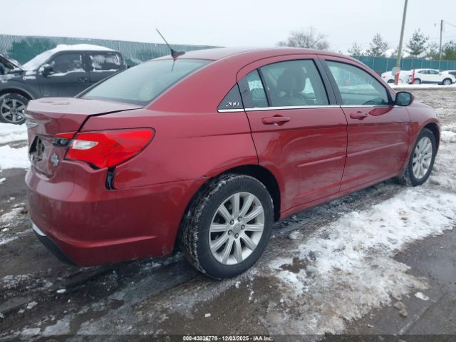 2013 CHRYSLER 200 1C3CCBBG5DN718831 Photo 3