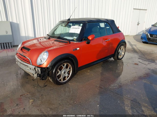 2005 MINI COOPER S WMWRH33455TF81002 Photo 1