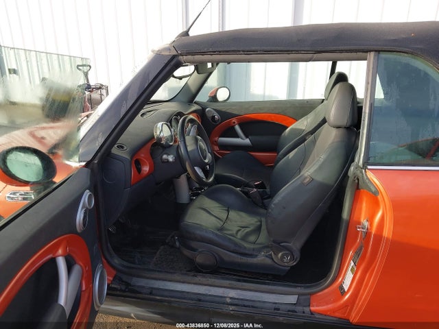 2005 MINI COOPER S WMWRH33455TF81002 Photo 4