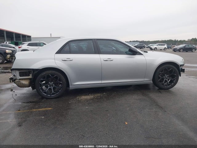 Aukcja sprzedaży 2019 Chrysler 300 Touring, vin: 2C3CCAAG3KH663832, numer aukcji: 43836955