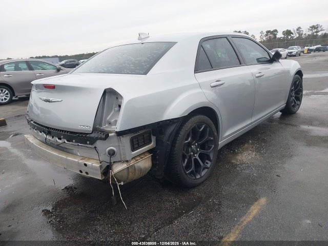 Aukcja sprzedaży 2019 Chrysler 300 Touring, vin: 2C3CCAAG3KH663832, numer aukcji: 43836955