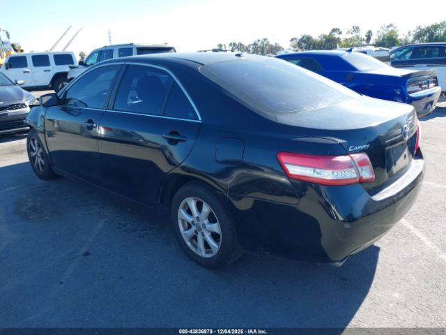 2011 TOYOTA CAMRY 4T1BK3EK2BU131548 Photo 2