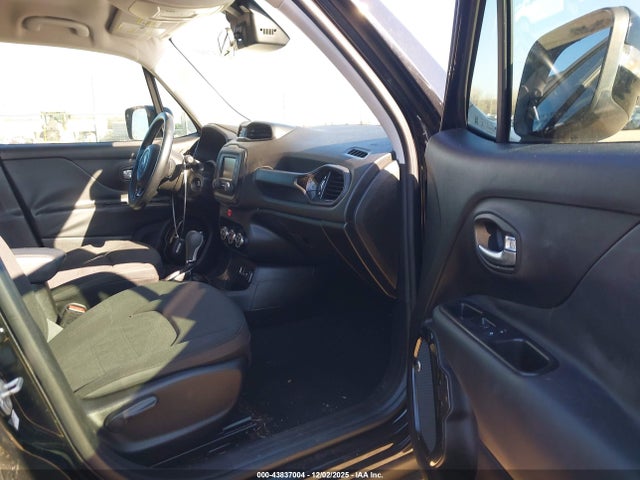 Продажа на аукционе авто 2017 Jeep Renegade Altitude Fwd, vin: ZACCJABB3HPE93287, номер лота: 43837004