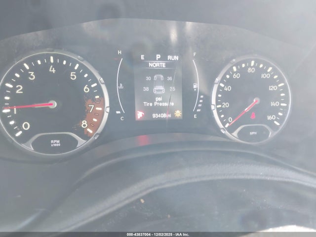 Продажа на аукционе авто 2017 Jeep Renegade Altitude Fwd, vin: ZACCJABB3HPE93287, номер лота: 43837004