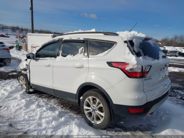 2018 FORD ESCAPE 1FMCU9GD5JUC25213 Photo 2