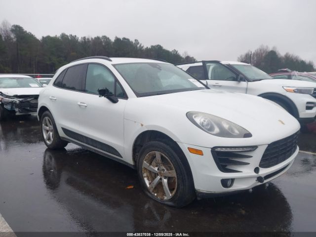 2017 PORSCHE MACAN WP1AA2A51HLB06683
