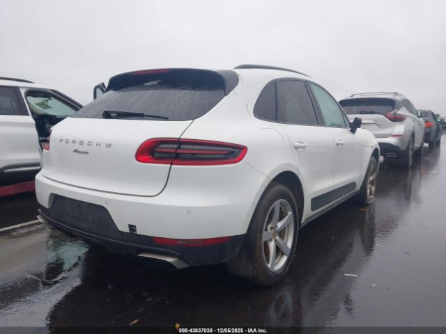 2017 PORSCHE MACAN WP1AA2A51HLB06683 Photo 3