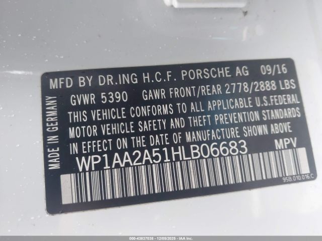 2017 PORSCHE MACAN WP1AA2A51HLB06683 Photo 8