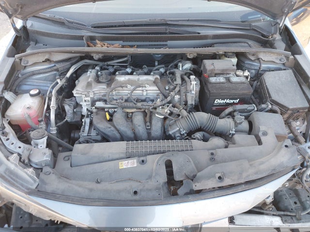 JTDEPRAE0LJ105670 Toyota COROLLA LE