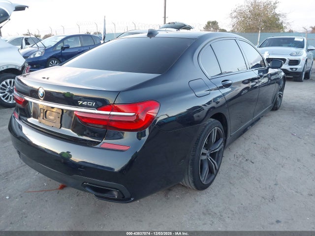 WBA7E2C59KB218235 BMW 740I