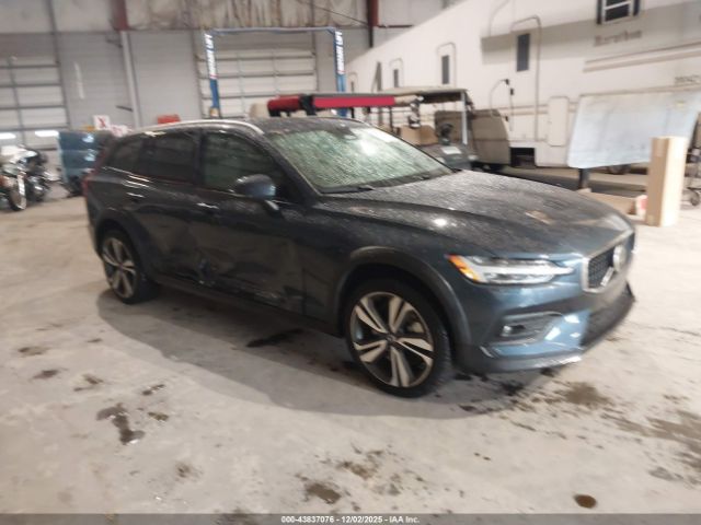 2025 VOLVO V60 CROSS COUNTRY YV4L12WK1S2146894