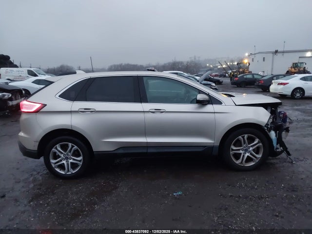 2FMPK3K96HBB69550 Ford Edge Titanium
