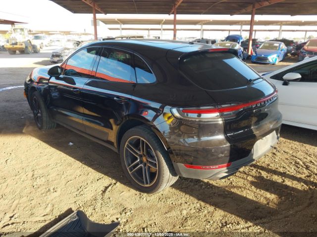 2021 PORSCHE MACAN WP1AA2A58MLB12474 Photo 2