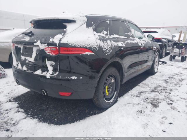 2017 JAGUAR F-PACE SADCJ2BV3HA084713 Photo 3