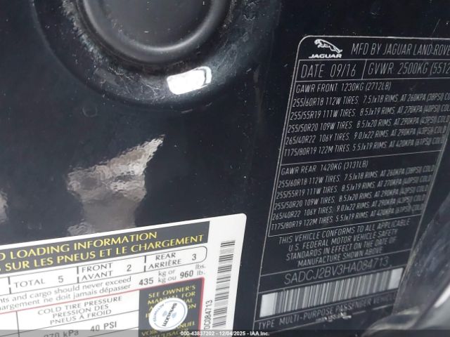 2017 JAGUAR F-PACE SADCJ2BV3HA084713 Photo 8