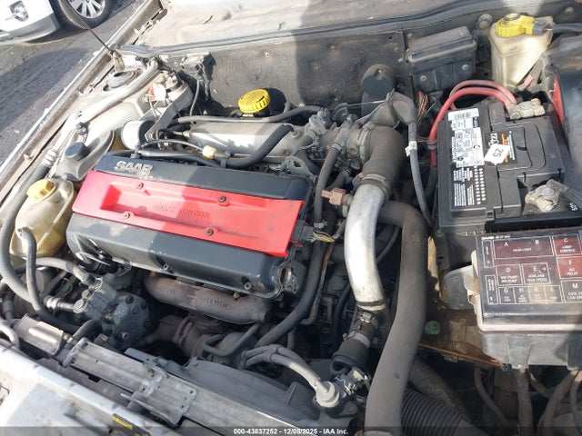 1998 SAAB 9000 YS3CF68M4W1000956 Photo 9