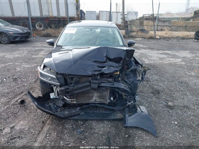 2017 VOLKSWAGEN PASSAT 1VWGT7A37HC059058 Photo 5