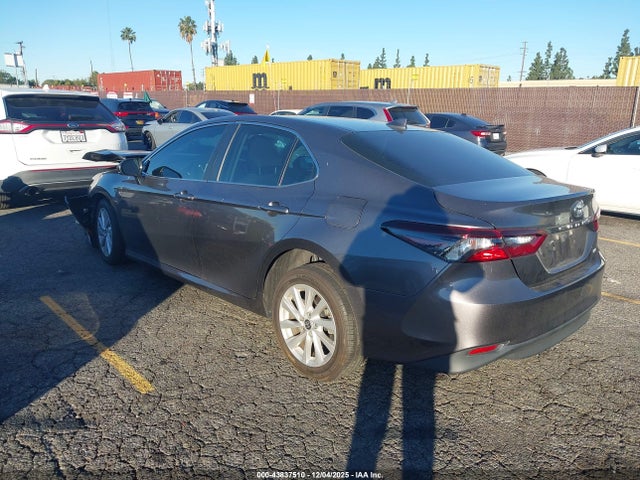 Toyota CAMRY LE 2024 4T1C11AK2RU210472 Image 3