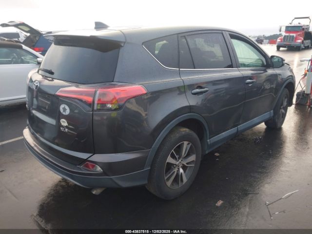 2018 TOYOTA RAV4 2T3WFREV2JW481285 Photo 3