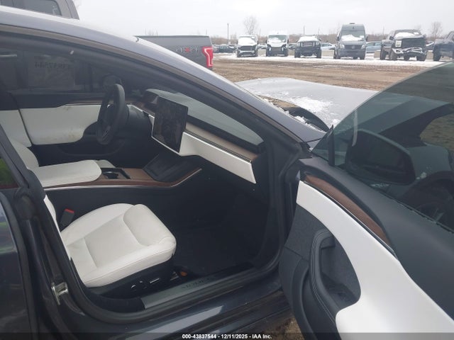 2021 TESLA MODEL S 5YJSA1E51MF452496 Photo 4