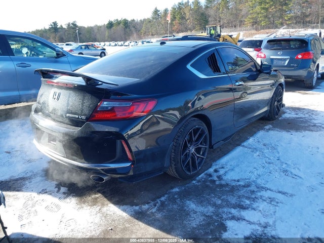Honda Accord Touring 2016 1HGCT2B09GA004261 Image 4