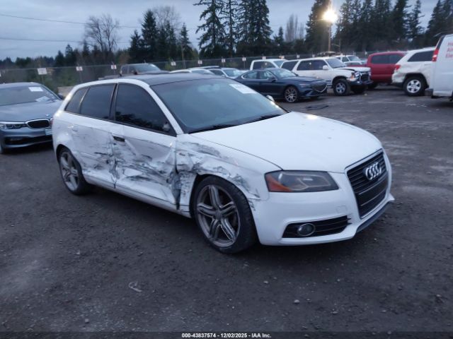 2011 AUDI A3 WAUKJAFM4BA138740 Photo 0