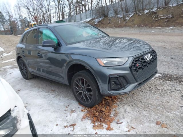 2021 AUDI SQ5 WA1B4AFY5M2106383