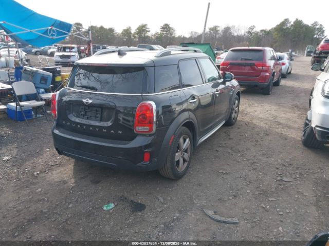 2017 MINI COUNTRYMAN WMZYV5C31H3E01450 Photo 3