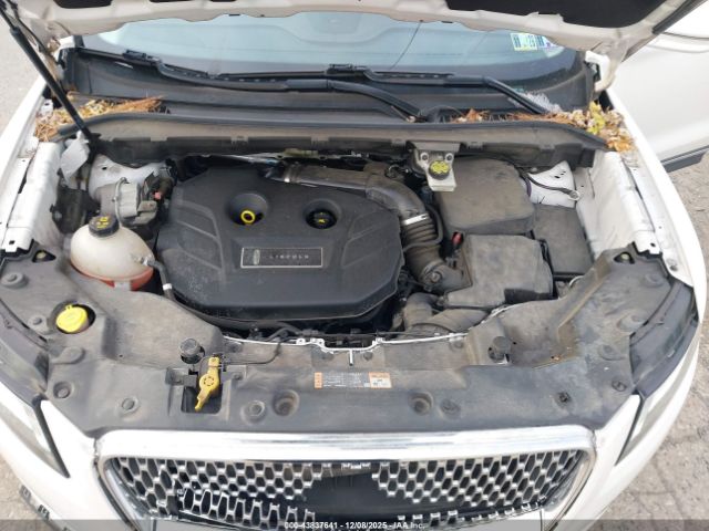 2019 LINCOLN MKC 5LMCJ3D98KUL43325 Photo 9