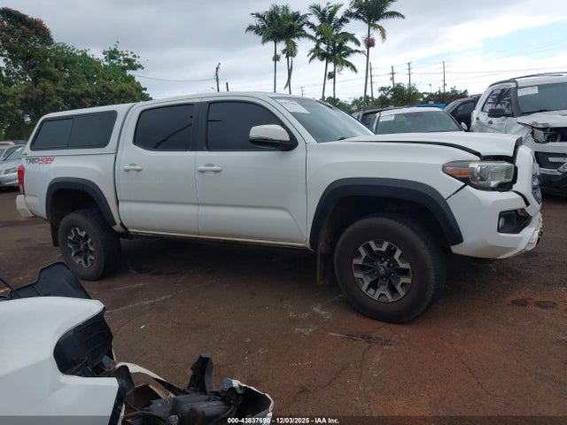 3TMCZ5AN9HM102058 Toyota Tacoma Trd Sport