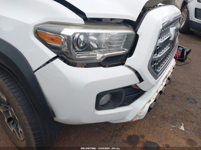 3TMCZ5AN9HM102058 Toyota Tacoma Trd Sport