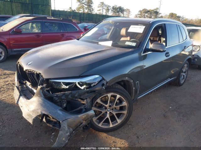 2020 BMW X5 5UXCR6C06L9D47805 Photo 1
