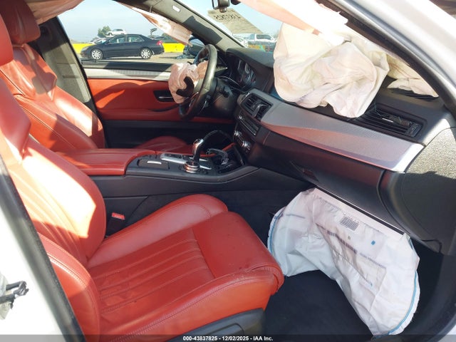 BMW M5 2014 WBSFV9C53ED594146 Image 5