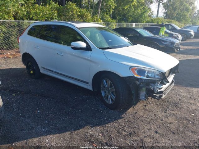 2017 VOLVO XC60 YV440MDU2H2131885