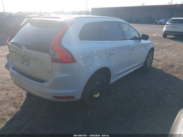 2017 VOLVO XC60 YV440MDU2H2131885 Photo 3