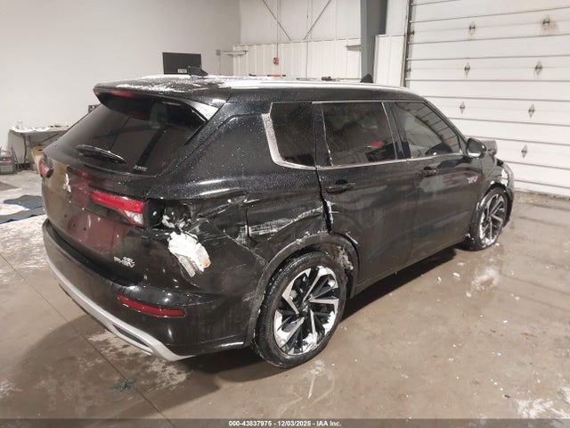2024 MITSUBISHI OUTLANDER PHEV JA4T5WA92RZ014225 Photo 3