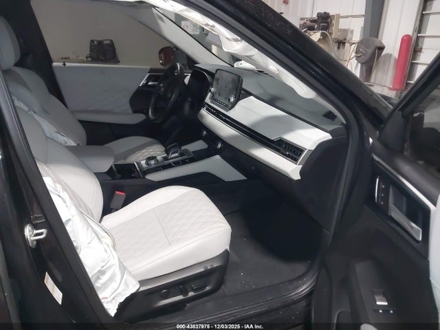 2024 MITSUBISHI OUTLANDER PHEV JA4T5WA92RZ014225 Photo 4