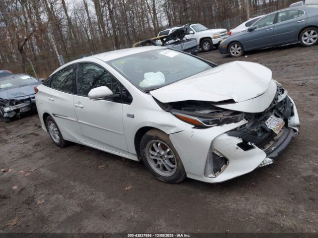 2017 TOYOTA PRIUS PRIME JTDKARFP5H3002304