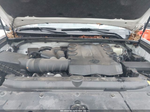 2020 TOYOTA 4RUNNER JTEBU5JR1L5827614 Photo 9