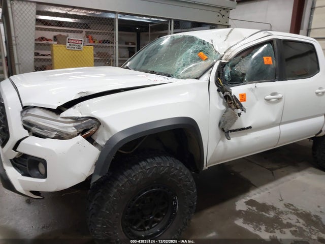 3TMCZ5AN5MM452975 Toyota Tacoma Trd Off-road