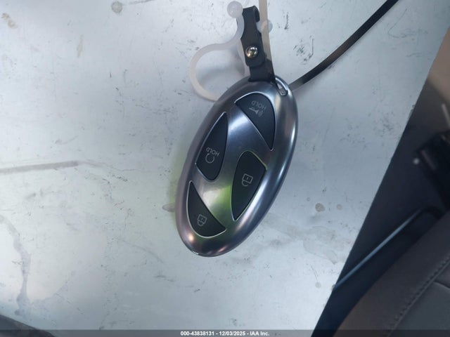 KMHLM4DJ0SU166974 Hyundai Elantra Hybrid Blue
