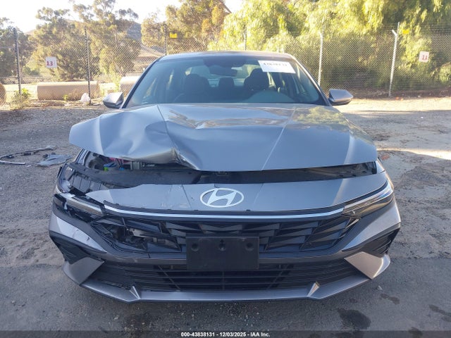KMHLM4DJ0SU166974 Hyundai Elantra Hybrid Blue