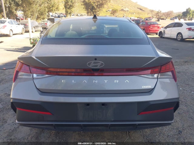KMHLM4DJ0SU166974 Hyundai Elantra Hybrid Blue