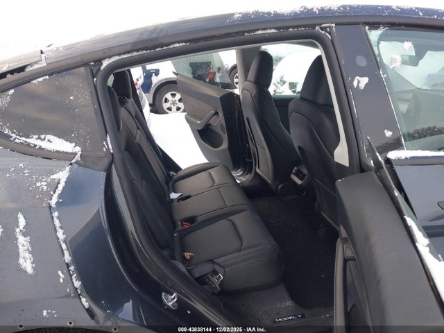 2024 TESLA MODEL Y 7SAYGDEEXRA251052 Photo 7