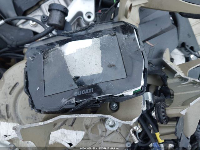 2023 DUCATI PANIGALE ZDMDAGWW5PB005796 Photo 6